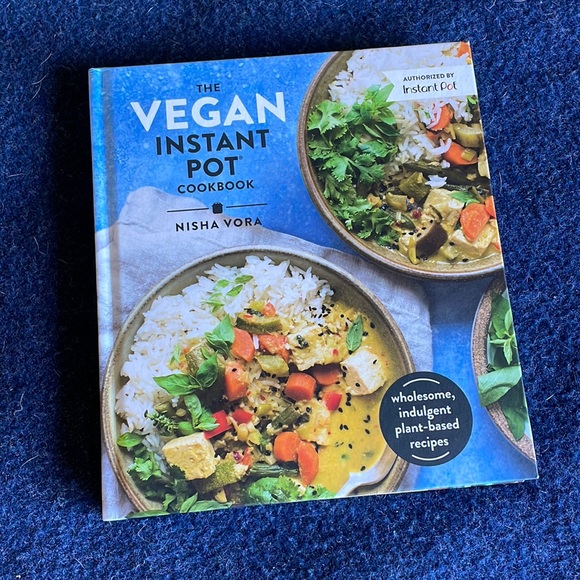 The Vegan Instant Pot Cookbook - Picture 1 of 2